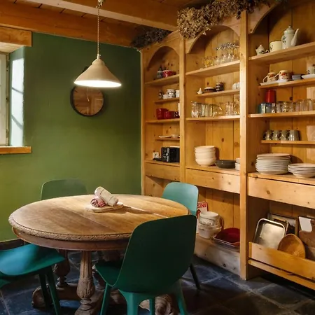 La Ferme Des Poncees Tatil Evi *