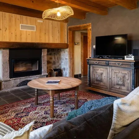 La Ferme Des Poncees Tatil Evi *